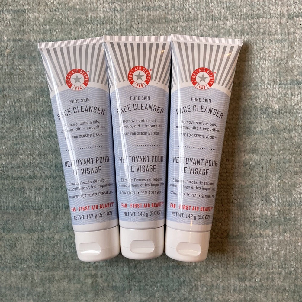 First Aid Beauty Pure Skin Face Cleanser 5.0 oz